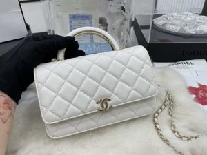 chanel ap2844 wallet on chain lambskin bag with top handle light gold white 002 luxibags.ru .jpg