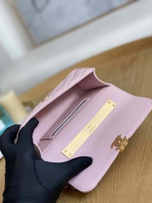 chanel ap2946 phone holder clutch with chain lambskin pink 009 luxibags.ru .jpg
