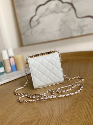 chanel ap3020 clutch with chain lambskip gold tone metal white 002 luxibags.ru .jpg