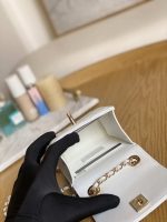 chanel ap3020 clutch with chain lambskip gold tone metal white 009 luxibags.ru .jpg