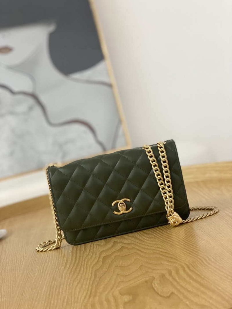 chanel ap3043 wallet on chain lambskin gold tone metal green 001 luxibags.ru .jpg