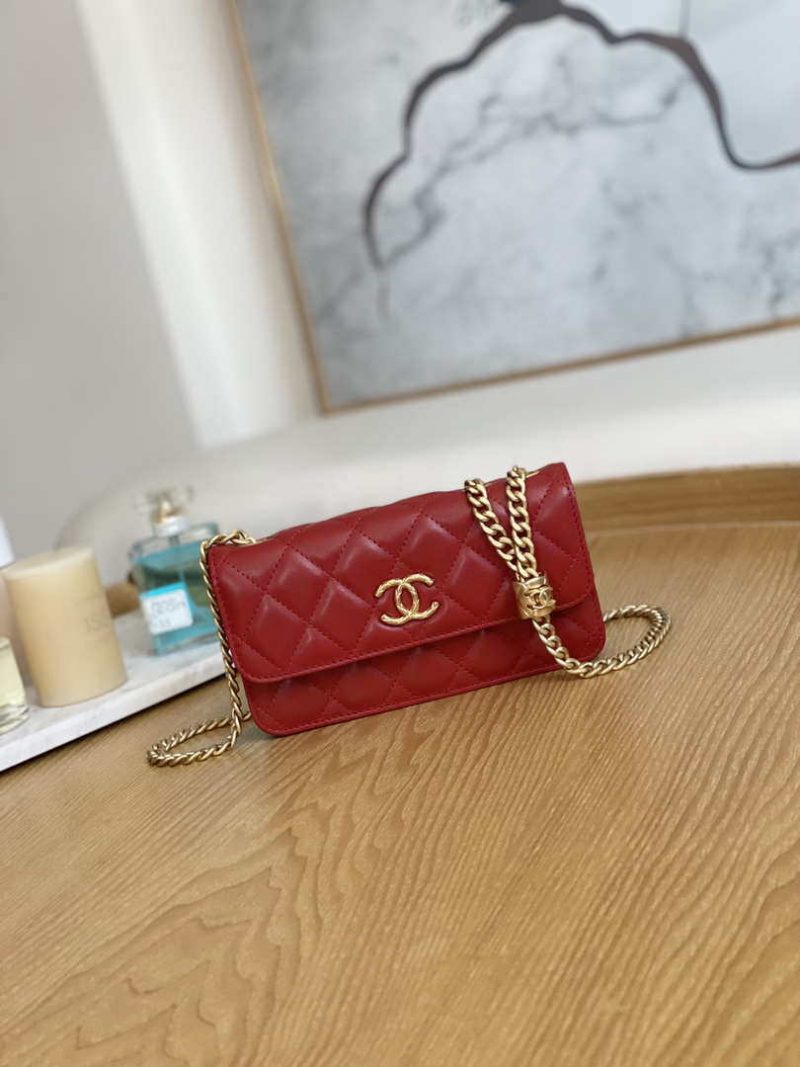 chanel ap3047 flap phone holder with chain red lambskin gold tone metal 001 luxibags.ru .jpg