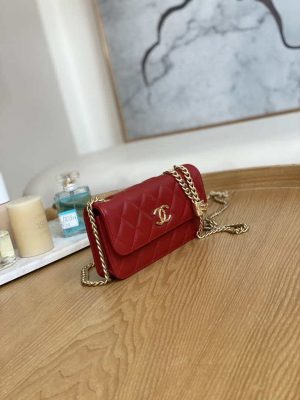 chanel ap3047 flap phone holder with chain red lambskin gold tone metal 005 luxibags.ru .jpg
