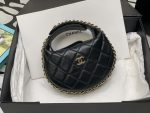 chanel ap3095 pouch lambskin gold tone metal black 002 luxibags.ru 1.jpg