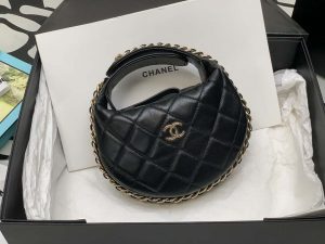 chanel ap3095 pouch lambskin gold tone metal black 002 luxibags.ru 1.jpg