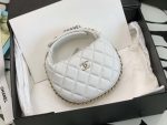 chanel ap3095 pouch lambskin gold tone metal white 002 luxibags.ru .jpg