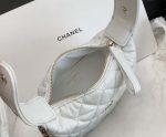 chanel ap3095 pouch lambskin gold tone metal white 008 luxibags.ru .jpg