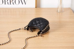 chanel ap3232 clutch with chain lambskin shiny light gold metal black 005 luxibags.ru .jpg