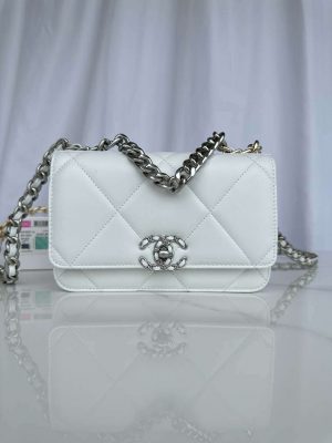 chanel ap3267 19 wallet on chain woc shiny lambskin white 10 luxibags.ru .jpg