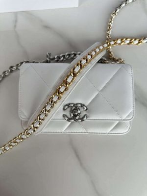 chanel ap3267 19 wallet on chain woc shiny lambskin white 15 luxibags.ru .jpg