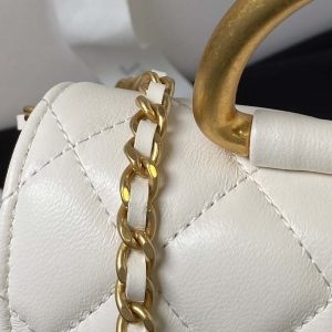 chanel ap3484 clutch with chain shiny lambskin gold tone metal white 009 luxibags.ru .jpg