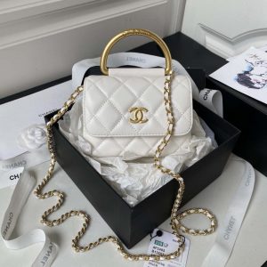 chanel ap3485 clutch with chain shiny lambskin gold tone metal white 001 luxibags.ru .jpg