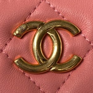 chanel ap3512 flap phone holder with chain lambskin imitation pearls enamel gold pink 003 luxibags.ru .jpg