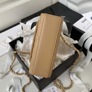 chanel ap3513 woc clutch with chain lambskin imitation pearls enamel gold apricot 006 luxibags.ru .jpg