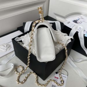 chanel ap3513 woc clutch with chain lambskin imitation pearls enamel gold white 005 luxibags.ru .jpg