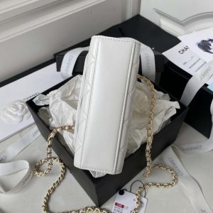 chanel ap3513 woc clutch with chain lambskin imitation pearls enamel gold white 006 luxibags.ru .jpg