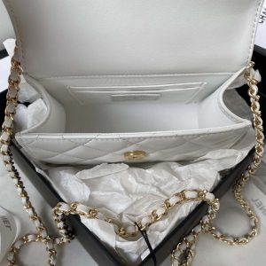 chanel ap3513 woc clutch with chain lambskin imitation pearls enamel gold white 007 luxibags.ru .jpg