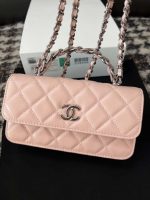 chanel ap3566 clutch with chain pink shiny crumpled calfskin strass ruthenium finish metal 09 luxibags.ru .jpg