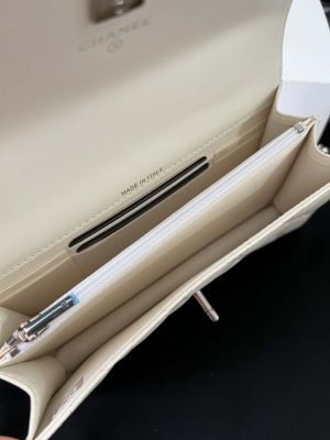 chanel ap3566 clutch with chain white shiny crumpled calfskin strass ruthenium finish metal 007 luxibags.ru .jpg