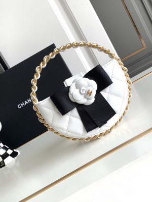 chanel ap3584 pouch mixed fibers calfskin gold tone metal white 001 luxibags.ru .jpg