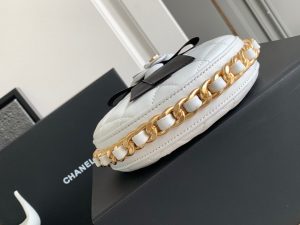 chanel ap3584 pouch mixed fibers calfskin gold tone metal white 004 luxibags.ru .jpg