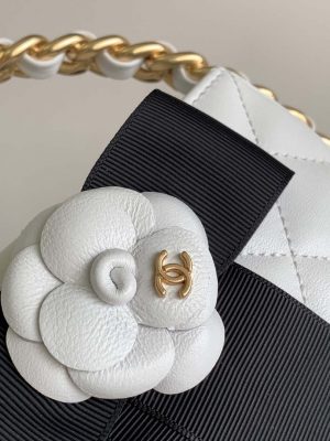chanel ap3584 pouch mixed fibers calfskin gold tone metal white 005 luxibags.ru .jpg