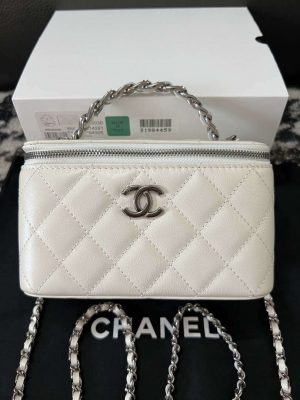 chanel ap3593 shiny crumpled calfskin strass ruthenium finish metal white 01 luxibags.ru .jpg