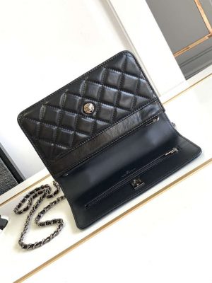 chanel ap3645 woc wallet on chain black shiny crumpled calfskin strass ruthenium finish metal 016 luxibags.ru .jpg