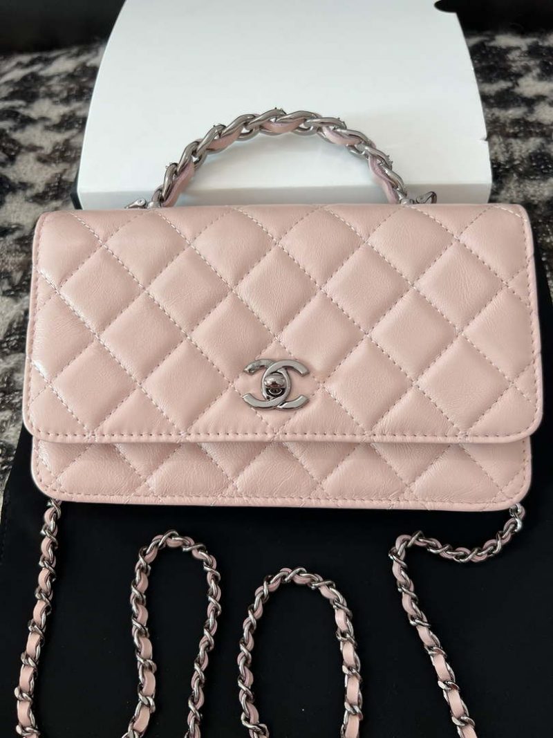 chanel ap3645 woc wallet on chain pink shiny crumpled calfskin strass ruthenium finish metal 01 luxibags.ru .jpg