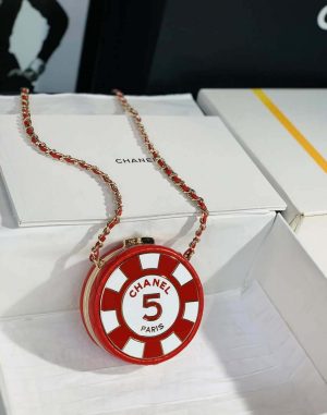 chanel ap3704 clutch with chain lambskin enamel gold tone metal red white 002 luxibags.ru .jpg