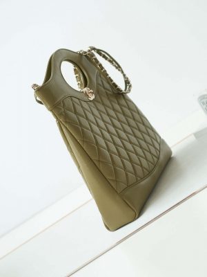 chanel as1010 31 larage shopping bag shiny lambskin green 003 luxibags.ru .jpg