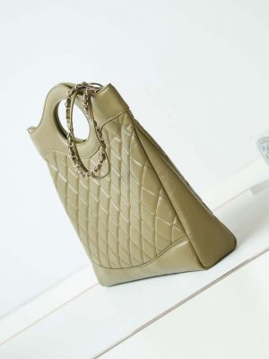 chanel as1010 31 larage shopping bag shiny lambskin green 004 luxibags.ru .jpg