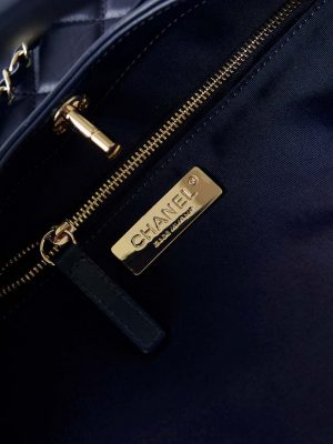 chanel as1010 31 larage shopping bag shiny lambskin navy blue 009 luxibags.ru .jpg