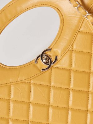 chanel as1010 31 larage shopping bag shiny lambskin yellow 002 luxibags.ru .jpg