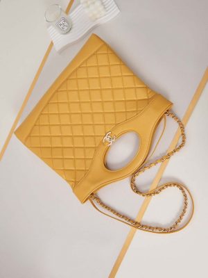 chanel as1010 31 larage shopping bag shiny lambskin yellow 007 luxibags.ru .jpg