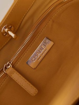 chanel as1010 31 larage shopping bag shiny lambskin yellow 009 luxibags.ru .jpg