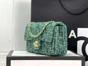 chanel as1116 small flap bag woolen a69900 green 002 luxibags.ru .jpg