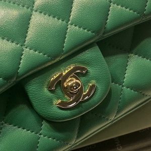 chanel as2431 mini flap lambskin bag with top handle green bright gold 002 luxibags.ru .jpg