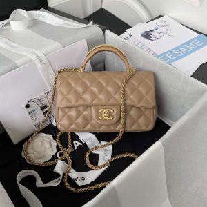 Wholesale replica highest quality luxury handbags, clothing, shoes, jewelry, etc. in cheaper price! Up to 70% discount now. Quality Guarantee!