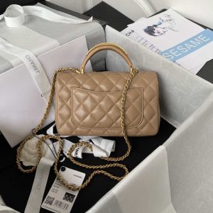 Wholesale replica highest quality luxury handbags, clothing, shoes, jewelry, etc. in cheaper price! Up to 70% discount now. Quality Guarantee!