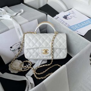 Wholesale replica highest quality luxury handbags, clothing, shoes, jewelry, etc. in cheaper price! Up to 70% discount now. Quality Guarantee!