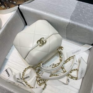 chanel as2630 small vanity case lambskin gold tone metal white 007 luxibags.ru .jpg