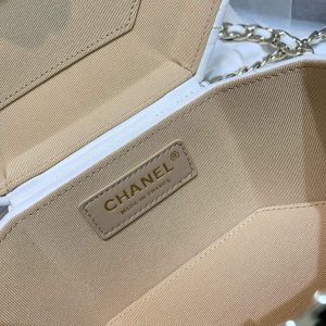 chanel as2630 small vanity case lambskin gold tone metal white 009 luxibags.ru .jpg