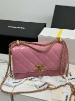 chanel as2649 woc wallet on chain with gold charm small vintage calfskin bag pink 003 luxibags.ru .jpg