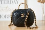 chanel as3066 small vanity case lambskin gold tone metal black 03 luxibags.ru .jpg
