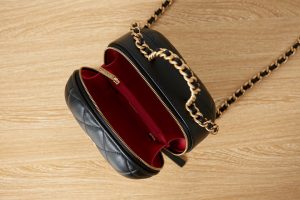 chanel as3066 small vanity case lambskin gold tone metal black 08 luxibags.ru .jpg