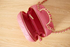chanel as3066 small vanity case lambskin gold tone metal pink 07 luxibags.ru .jpg