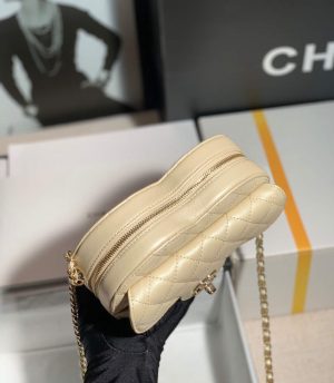 chanel as3191 large heart bag lambskin gold 006 luxibags.ru .jpg