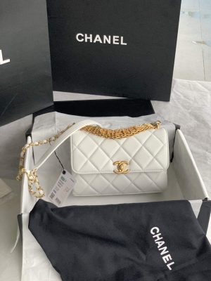 chanel as3240 small flap bag lambskin white 1 luxibags.ru .jpg