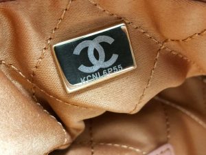 chanel as3260 22 small handbag metallic calfskin 045 luxibags.ru .jpg